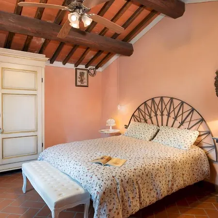 Villa Podere Belvedere 6, Emma